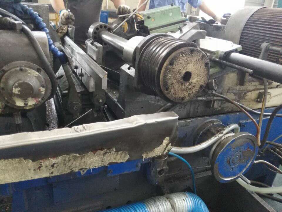 M11200砂輪修整器精度檢測(cè) (2)_proc.jpg
